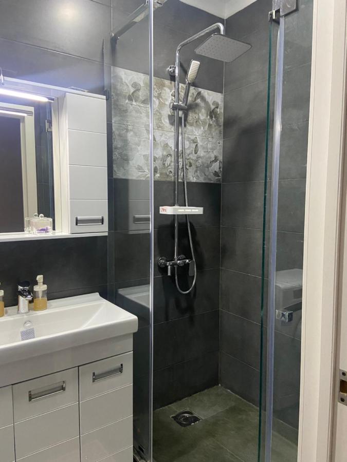 Квартира В Центре Алматы Ngoại thất bức ảnh