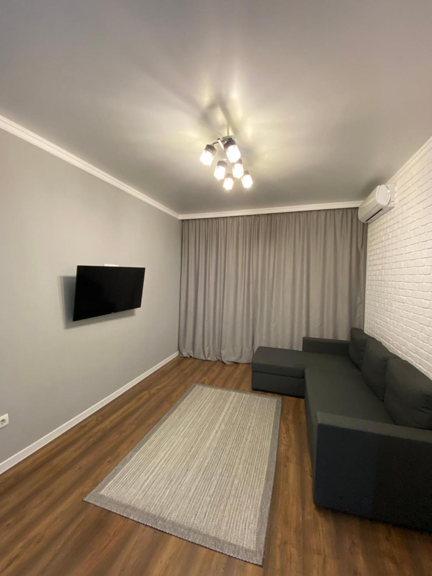 Квартира В Центре Алматы Ngoại thất bức ảnh
